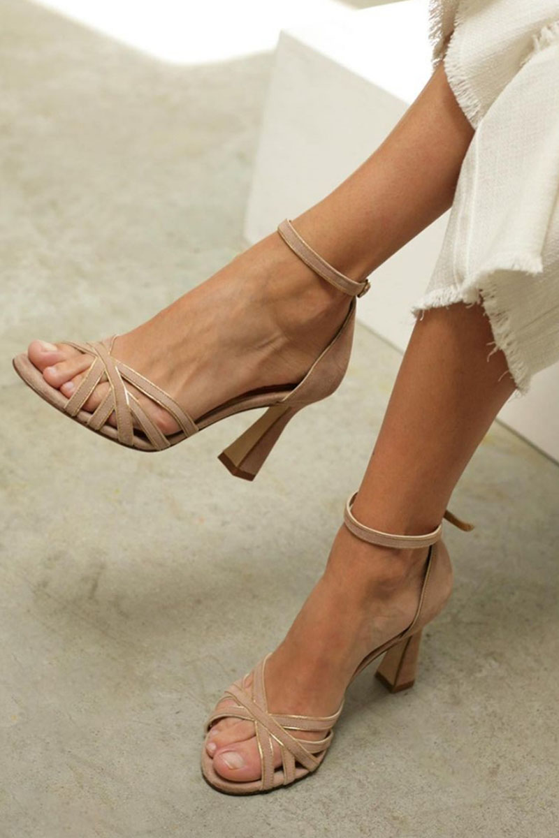 Poppy - Elegant patchwork sandals with round toe and thin heel for a sophisticated style