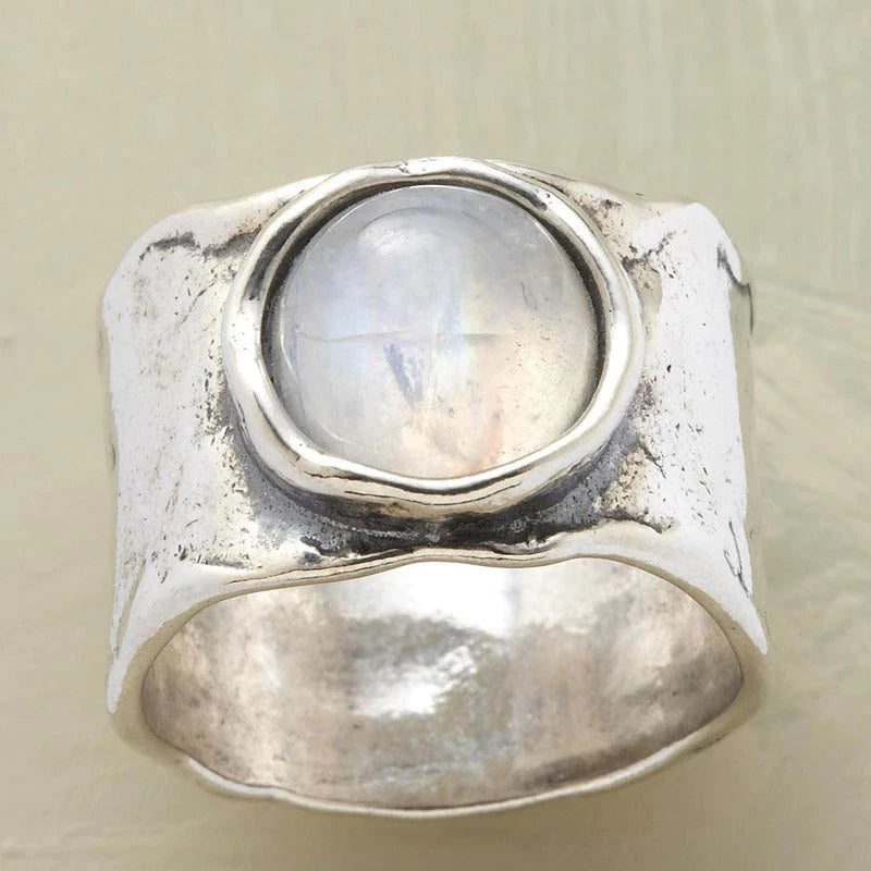Briennaenys - MOON WHISPERS RING