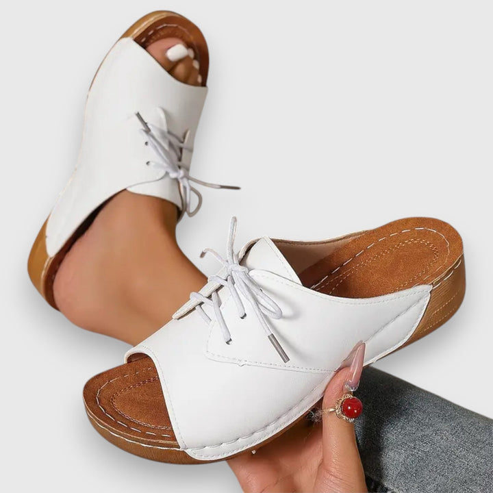 Thirza – Vintage Style Sandals