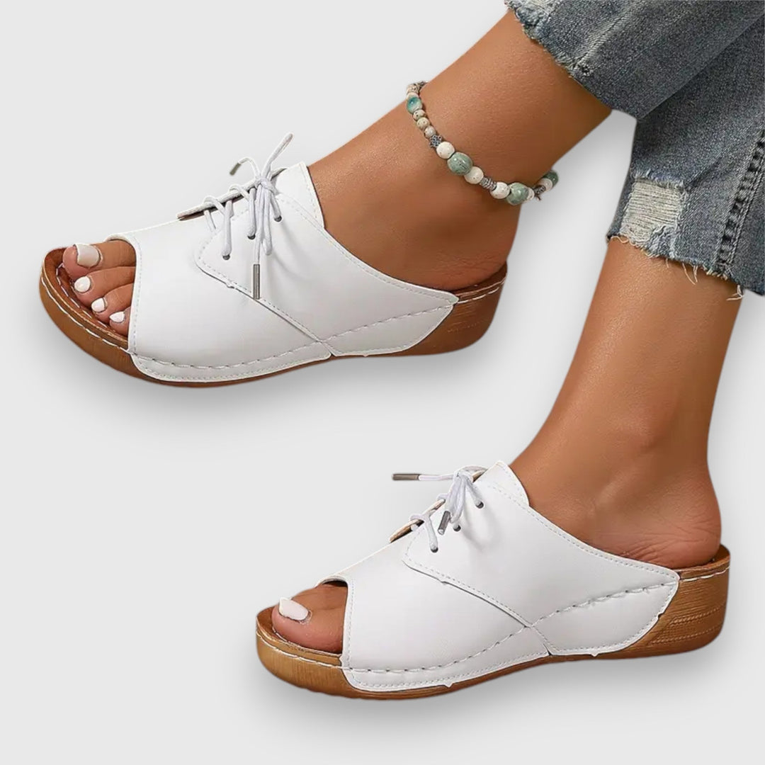 Thirza – Vintage Style Sandals