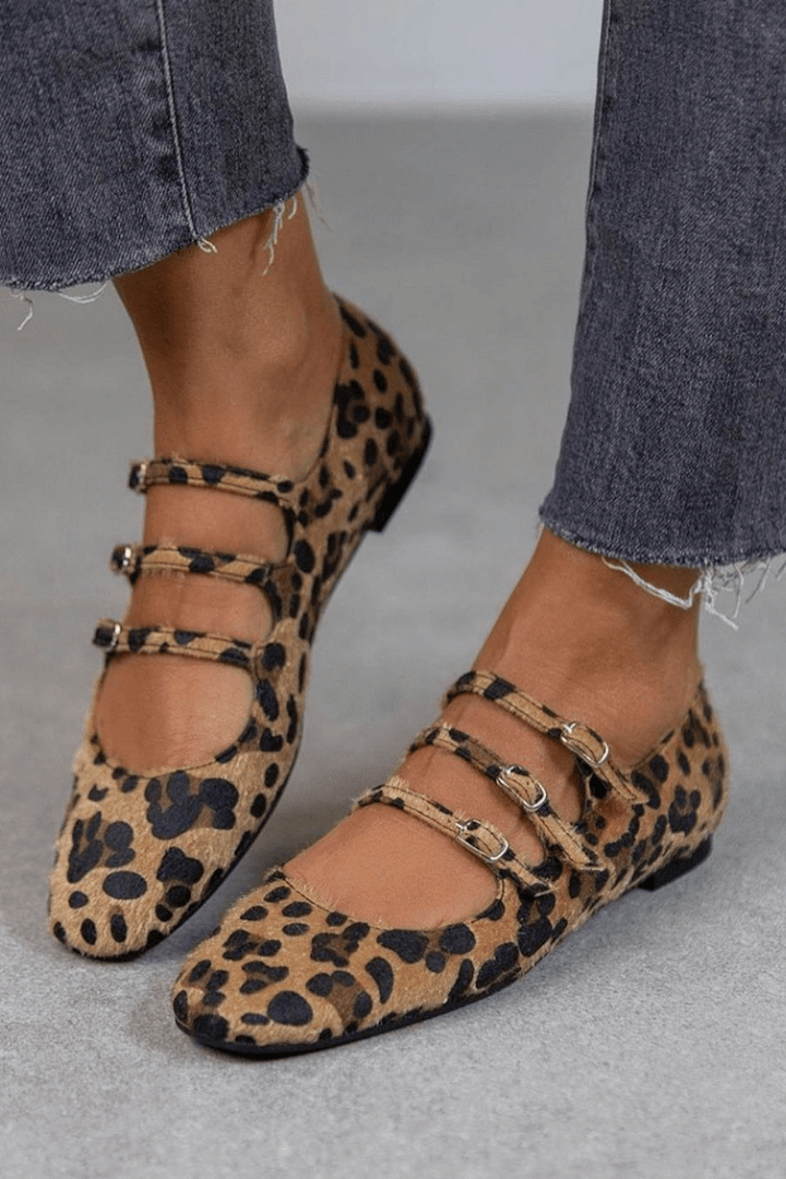 Grace - Elegant ballet flats with animal print straps for an irresistible style