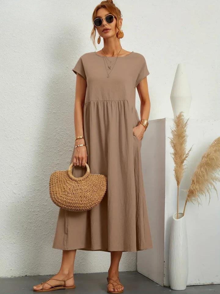 Auralin – Grace Midi Dress
