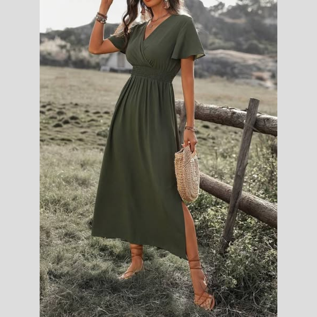 Nayeli – Elegant V-Neck Maxi Dress