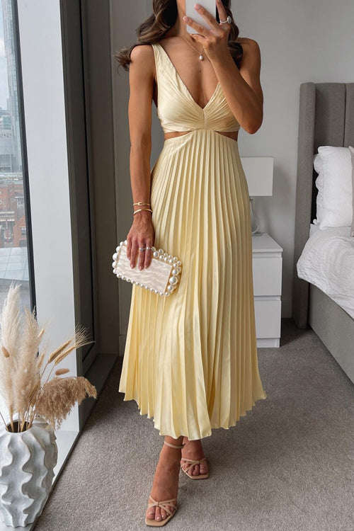 Emilia - Pleated midi dress