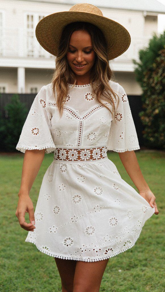 Florinda - Backless Bell-Sleeve Dress