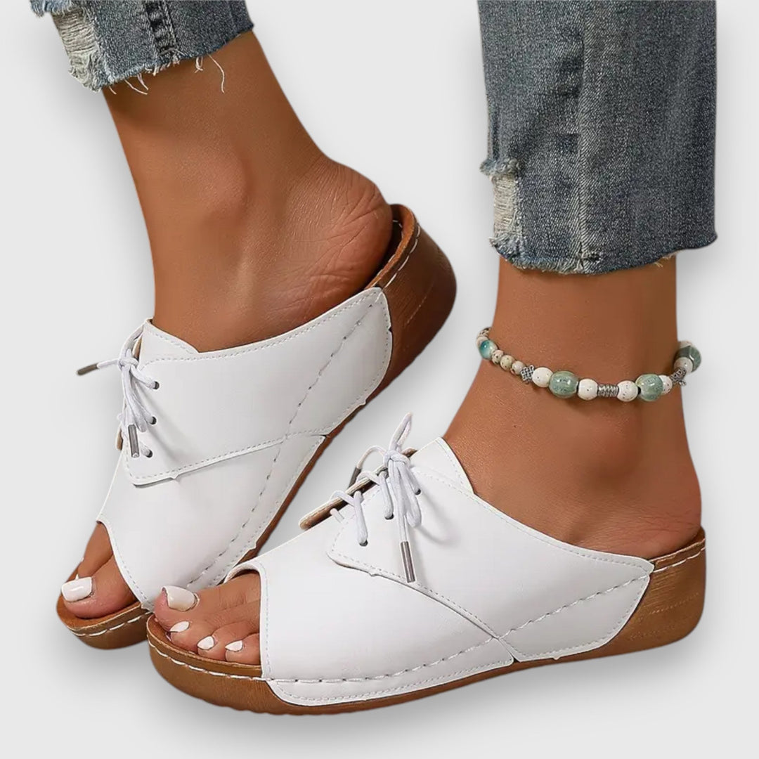Thirza – Vintage Style Sandals