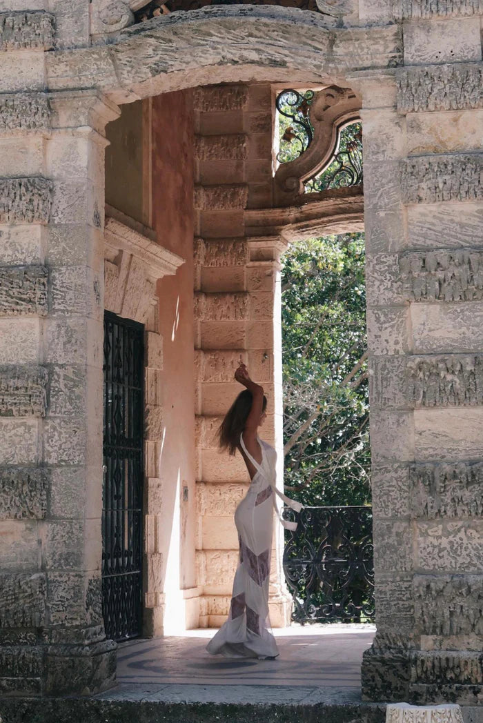 Melioraenys - Lace Maxi Dress