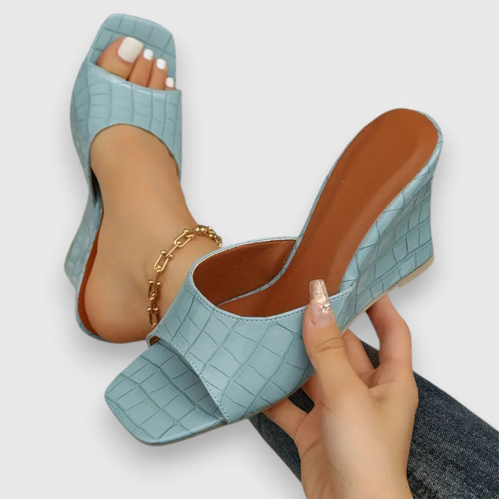 Olyssia – Wedge Sandals