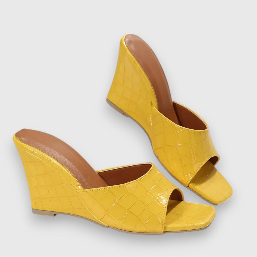 Olyssia – Wedge Sandals