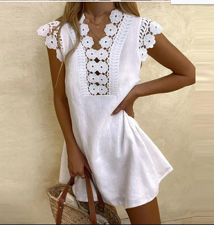Saphyra  - Floral Lace Detail Dress