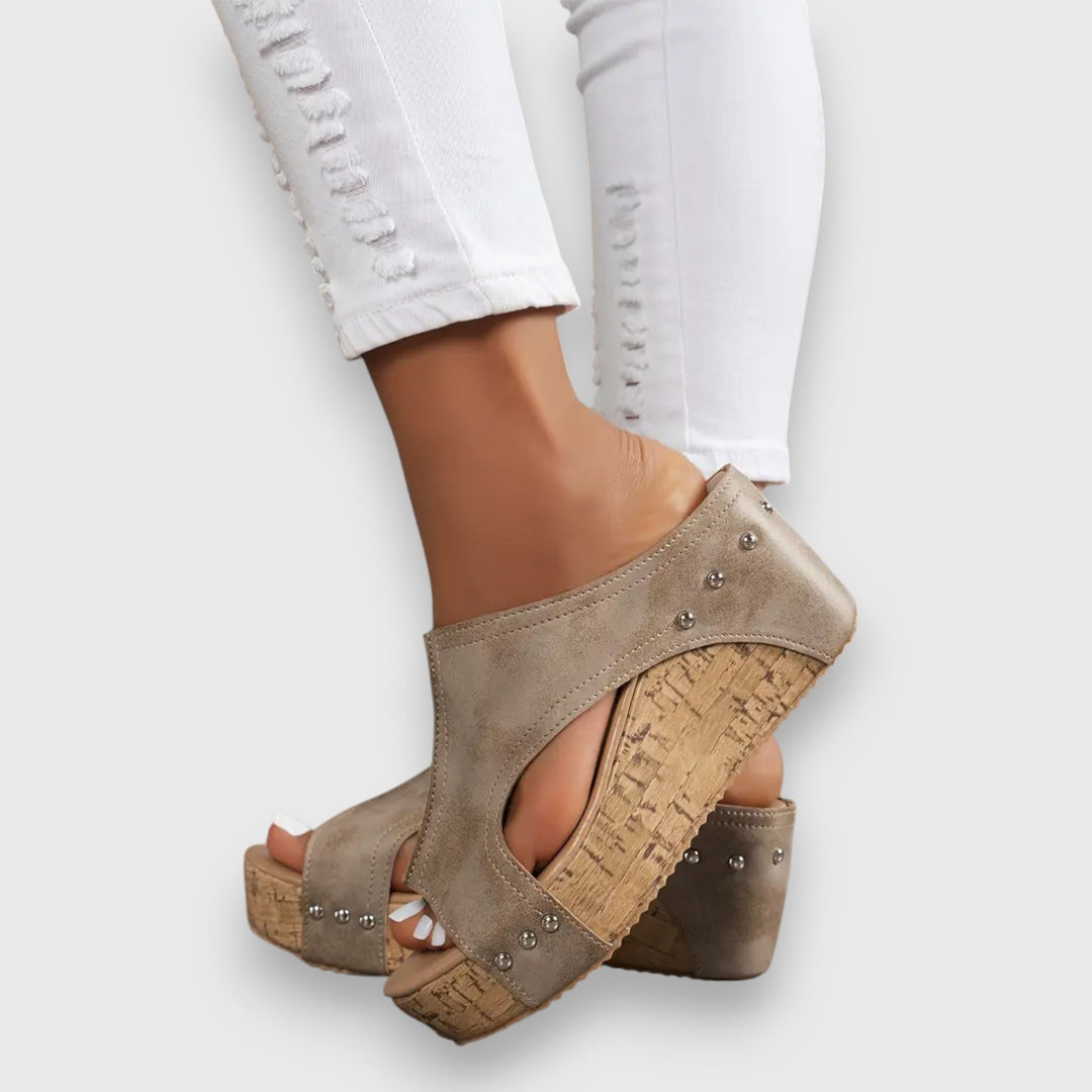 Vionna – Wedge Sandals