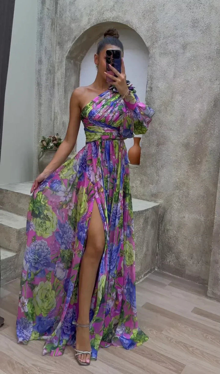Paige - Stunning Flowing Gown