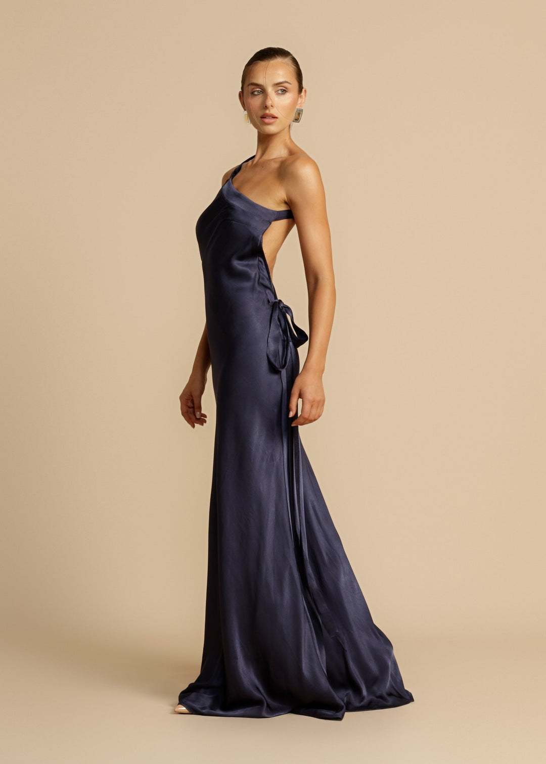 Ella - One-shoulder satin maxi dress
