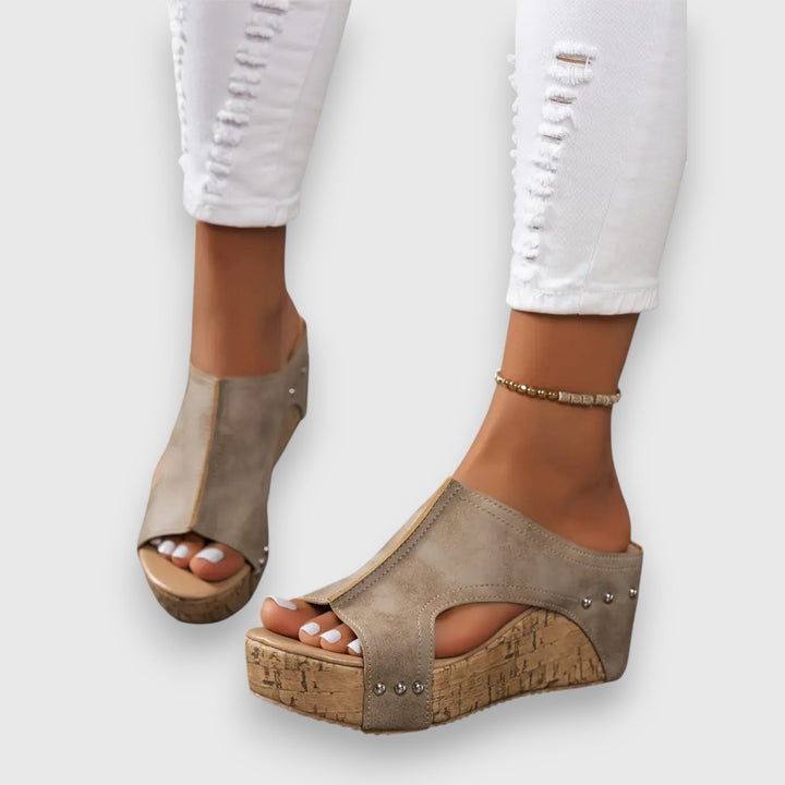 Vionna – Wedge Sandals