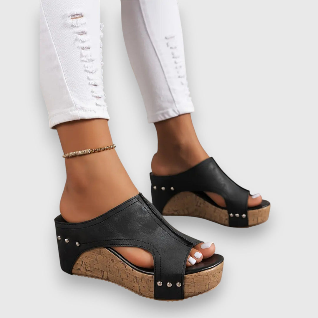 Vionna – Wedge Sandals