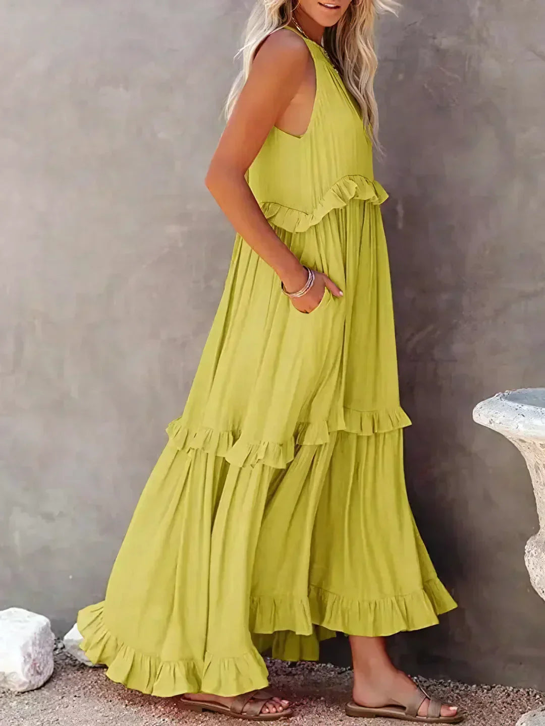 Esmara - Halter Ruffle Maxi Dress