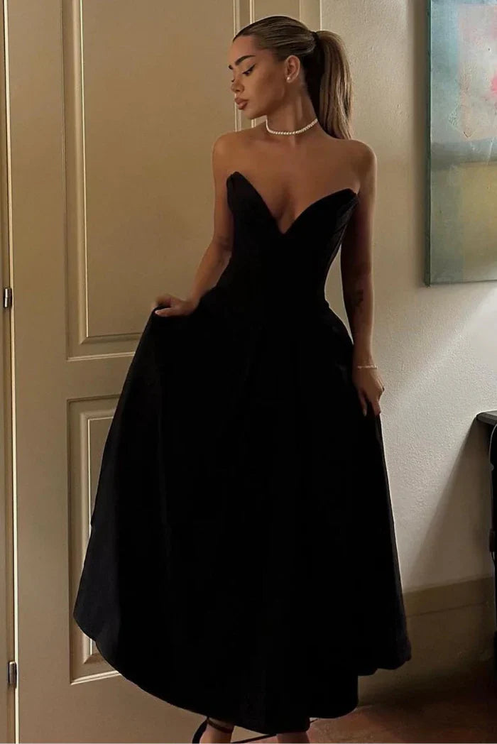 Wynirae - Corset Midi Dress