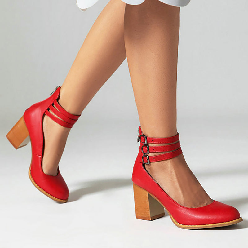 Matilda - Elegant smooth sandals with ankle straps and thick heels for a sophisticated look