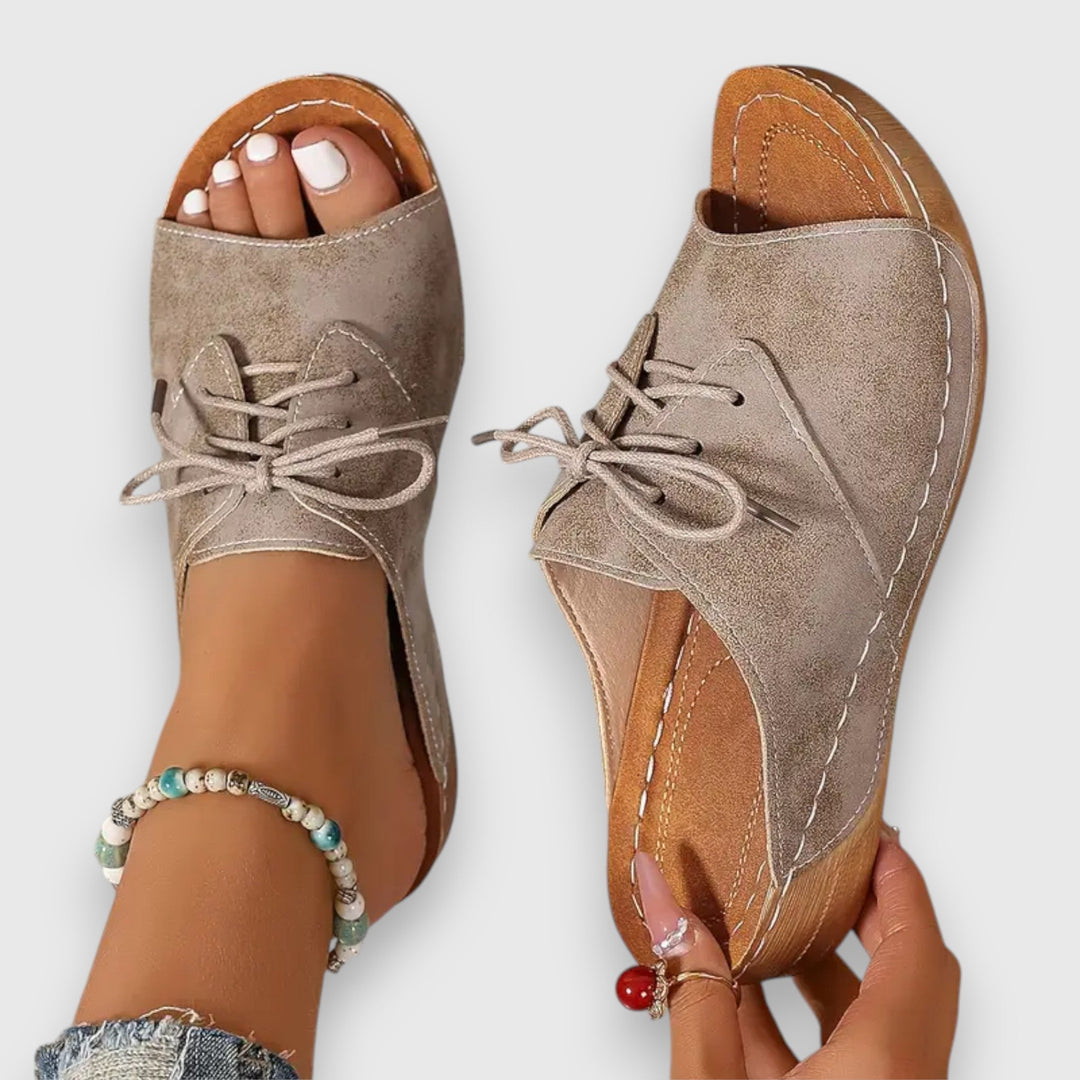 Thirza – Vintage Style Sandals