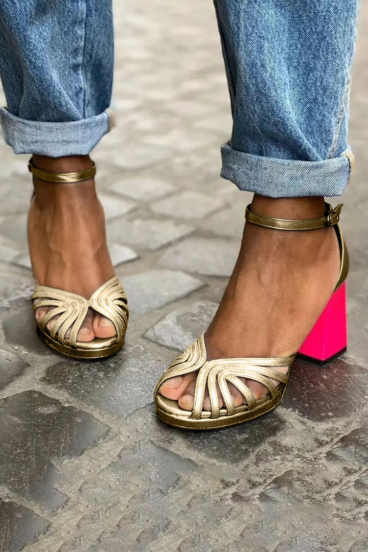 Alexis - Elegant ankle strap sandals with open toe for a sophisticated style