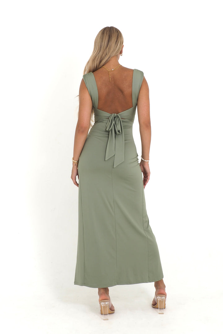 Elyssia - Sculpted maxi dress