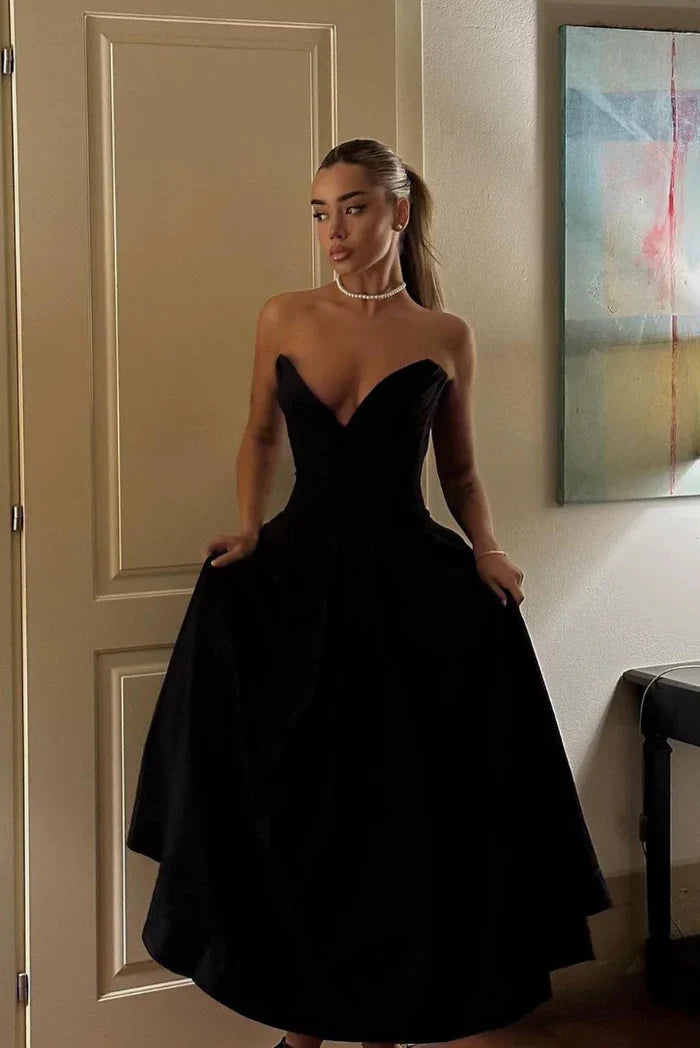 Wynirae - Corset Midi Dress