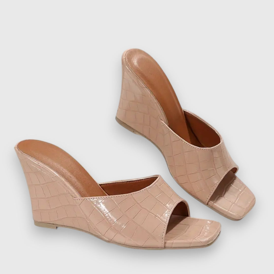 Olyssia – Wedge Sandals