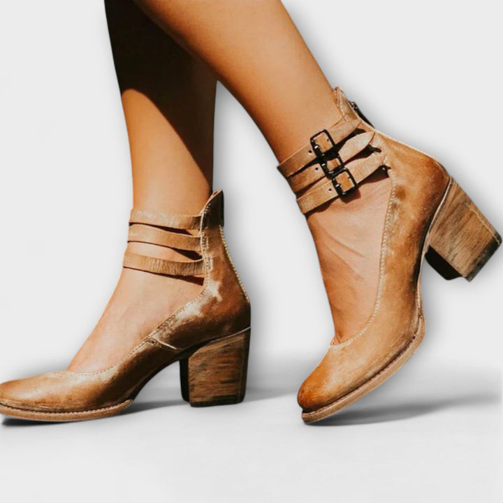 Ellyra - Comfortable and Stylish Orthopedic Shoe