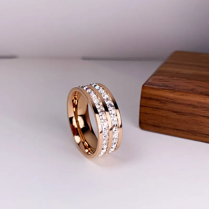 Umbrissa - REFLECTIONS OF ELEGANCE RING