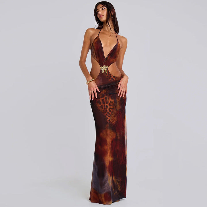 Kalirisse - Slim-Fit Open Back Cutout Maxi Dress