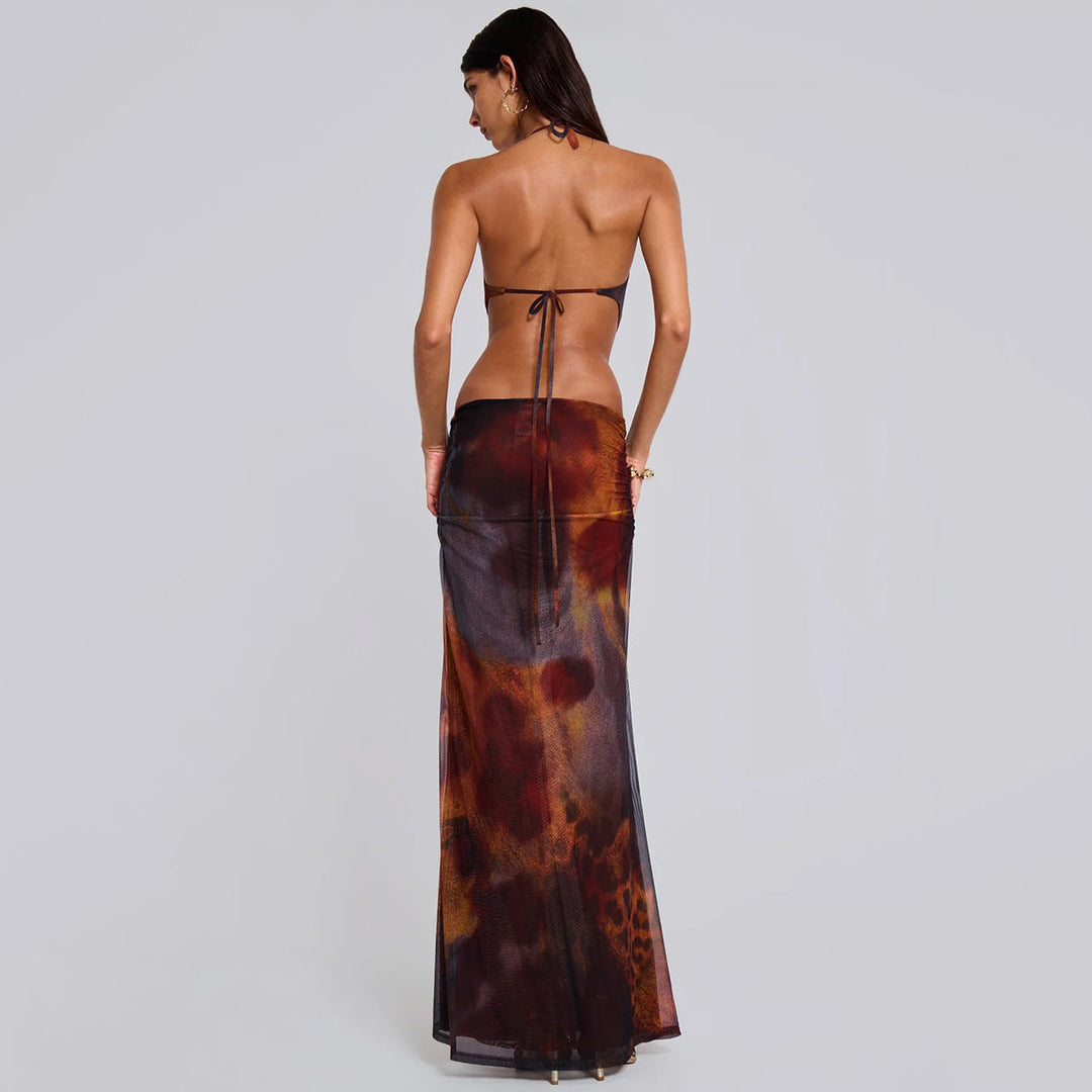 Kalirisse - Slim-Fit Open Back Cutout Maxi Dress
