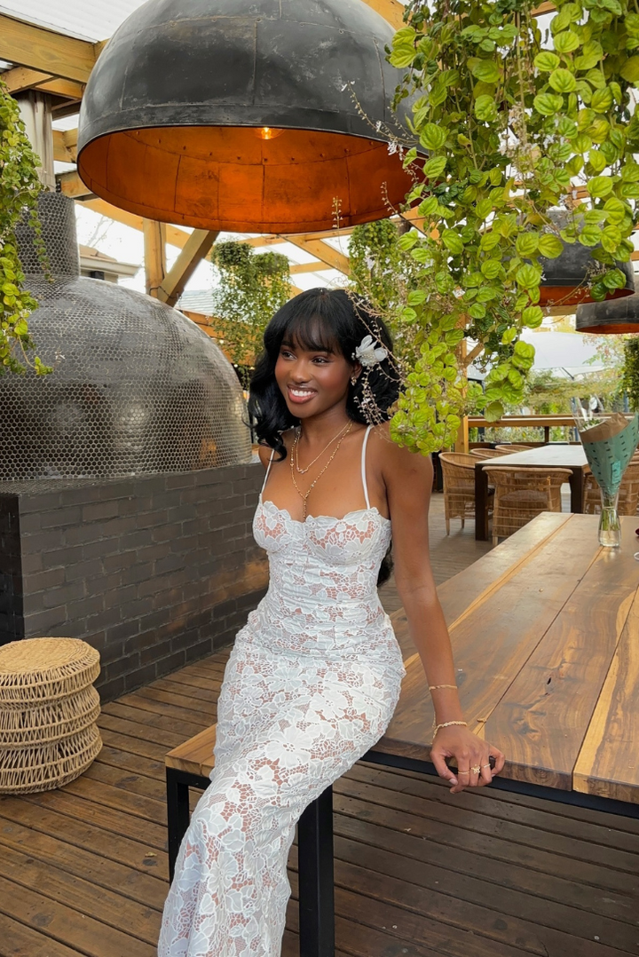 Hailynra - Lace Maxi Dress