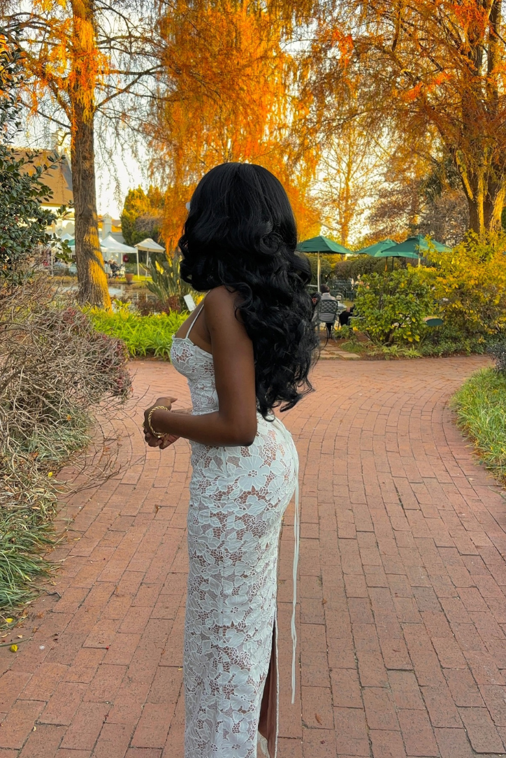 Hailynra - Lace Maxi Dress
