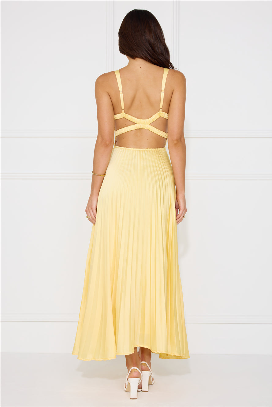 Thaliraea - Pleated V-Neck Maxi Dress
