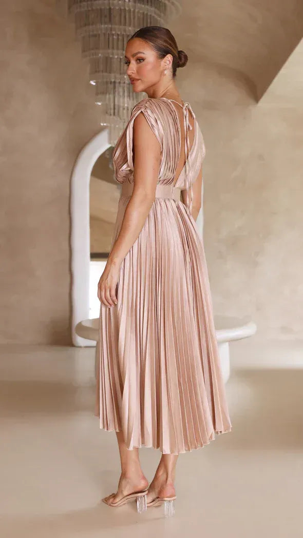 Elyvannae - Deep V-Neck Maxi Dress