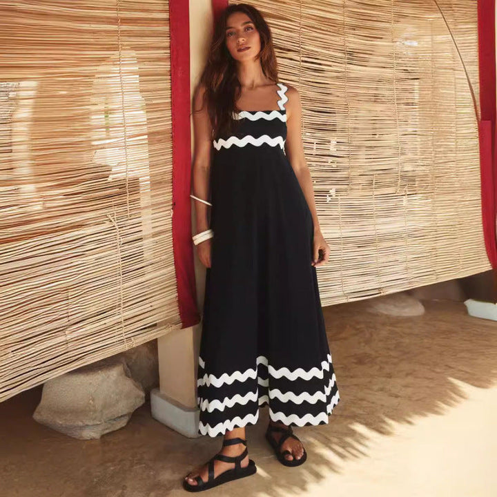 Halenna - Casual Sleeveless Dress with Floral Print