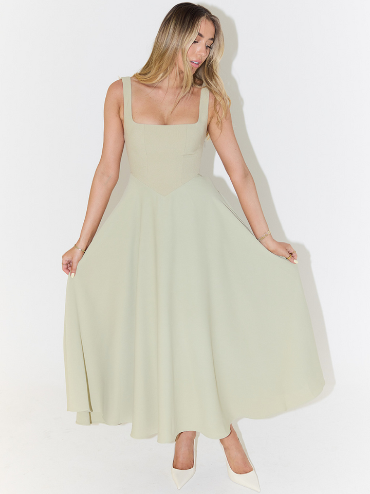 Jade - Anmutiges Midi-Kleid
