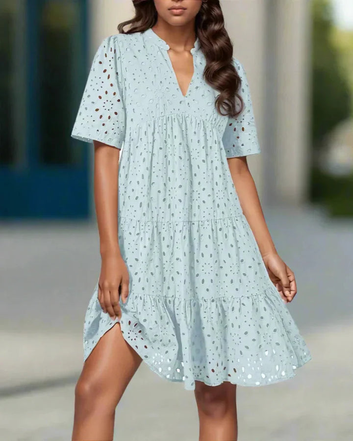 Leona – Elegant Midi Dress