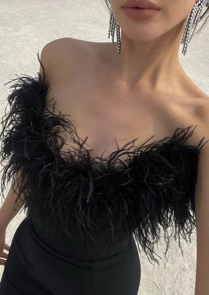 Selyra - Luxurious Feather Dress