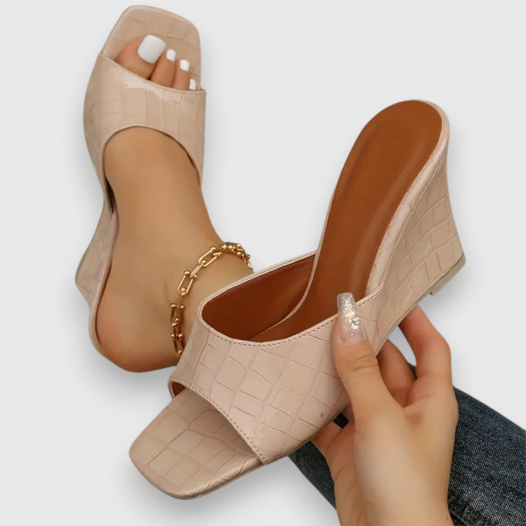 Olyssia – Wedge Sandals