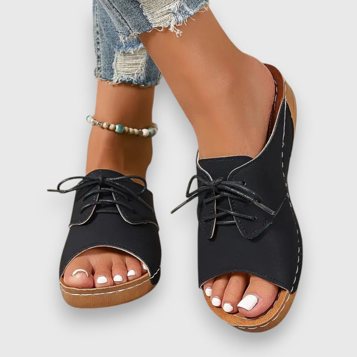 Thirza – Vintage Style Sandals