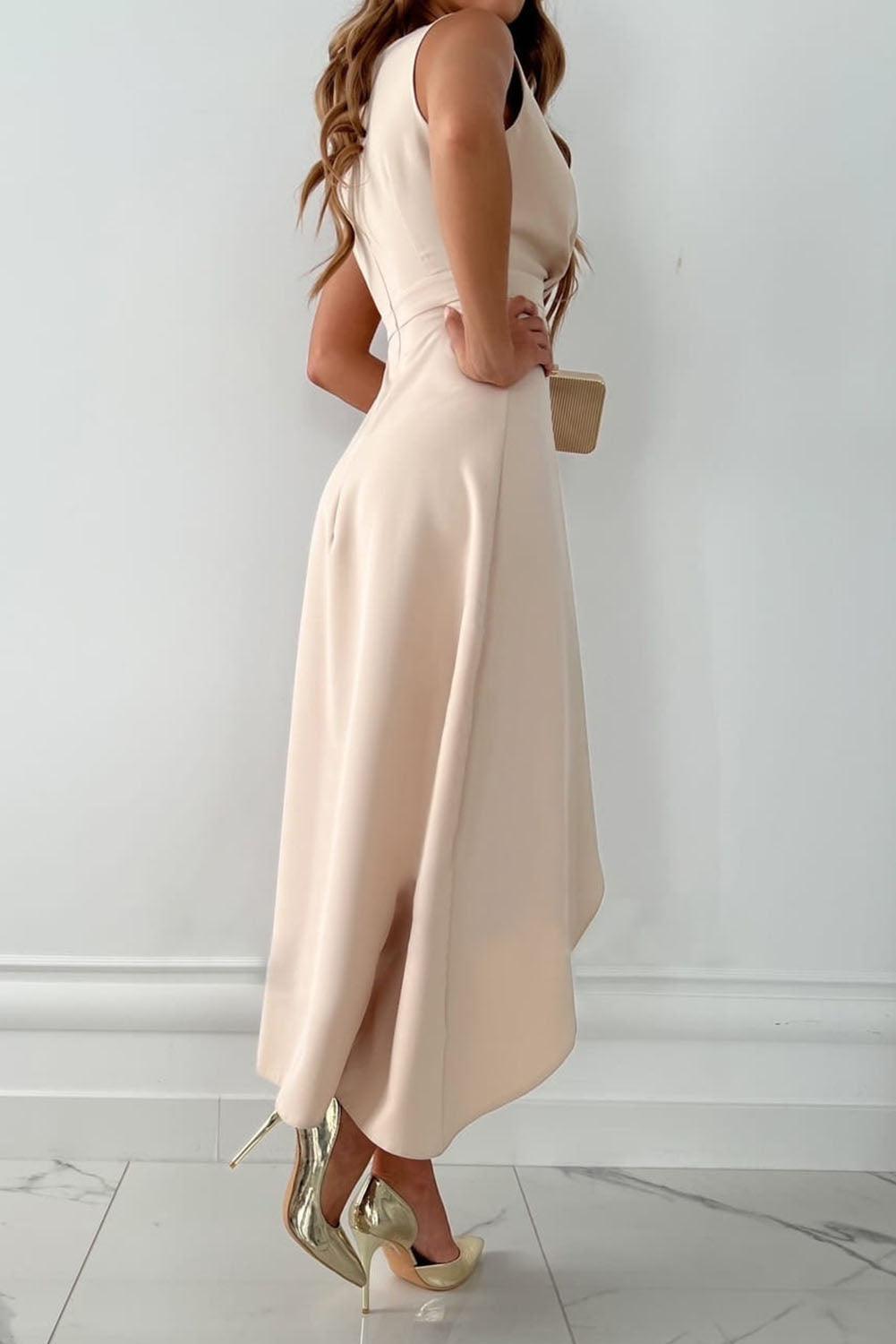 Seliraea - V-Neck Midi Dress