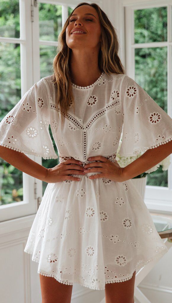Florinda - Backless Bell-Sleeve Dress