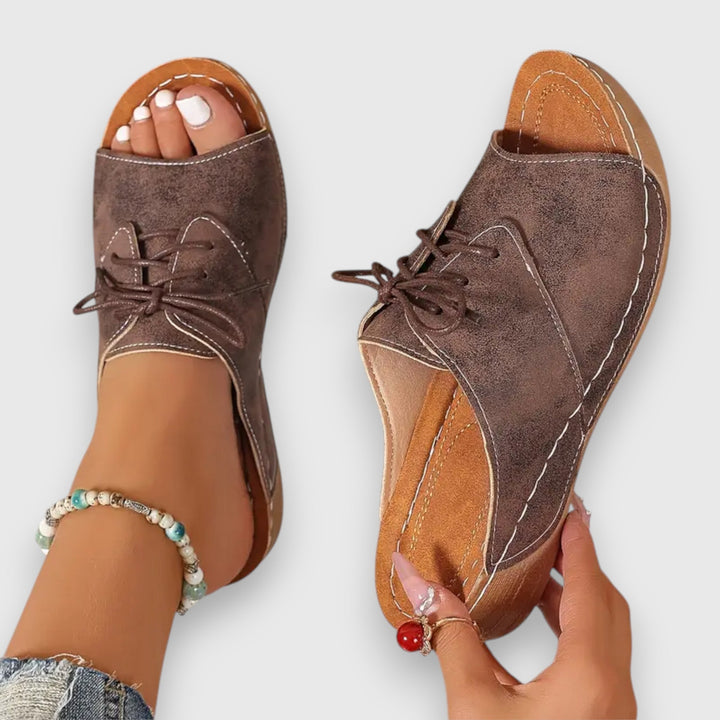 Thirza – Vintage Style Sandals