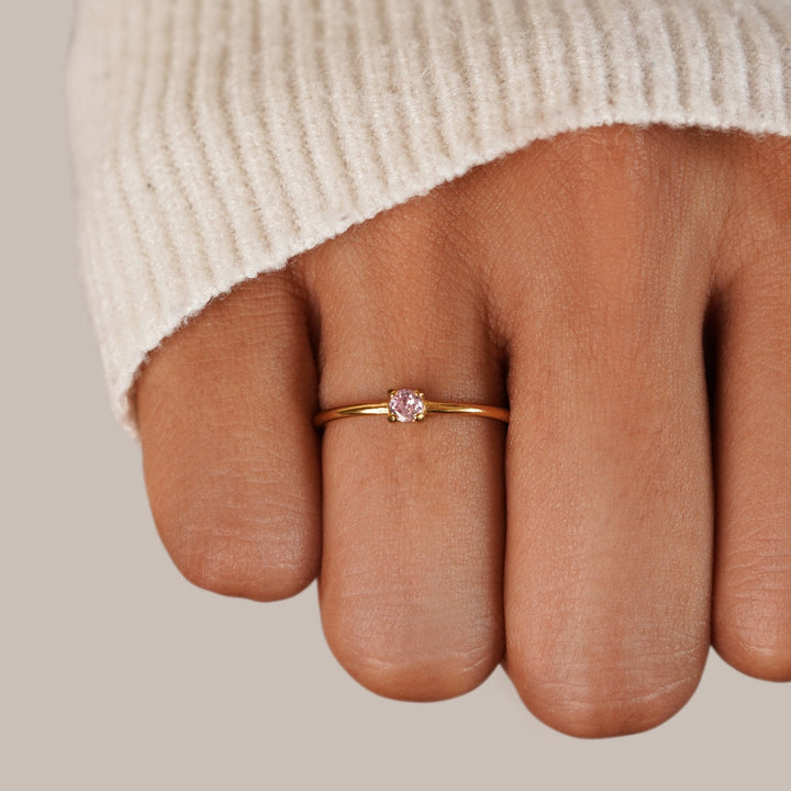 Birthstone gold rings