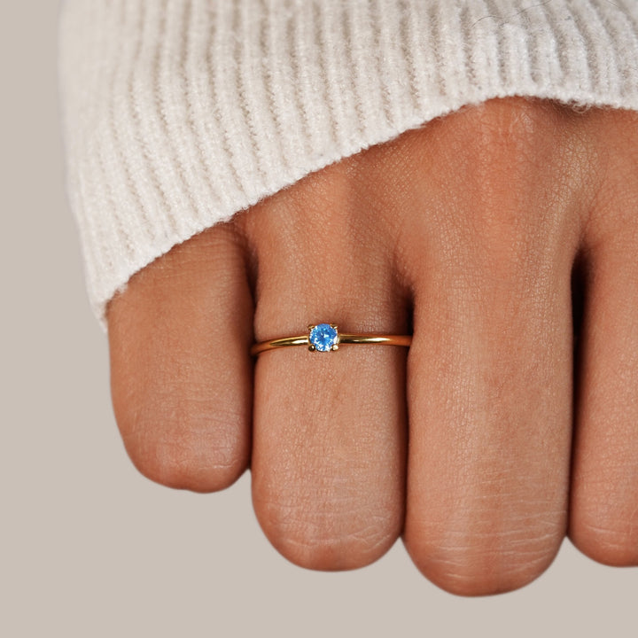 Birthstone gold rings