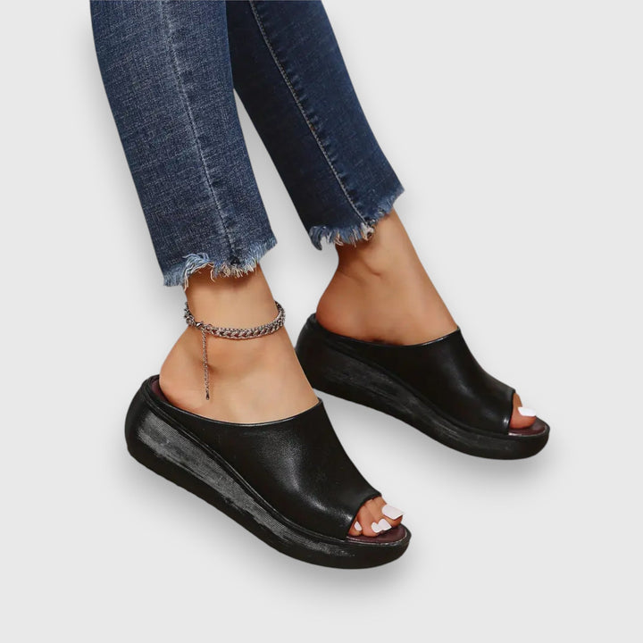 Vionelle - Soft Faux-Leather Sandal