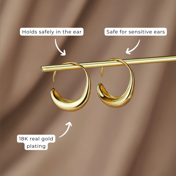 Knotted gold and freshwater pearl earrings