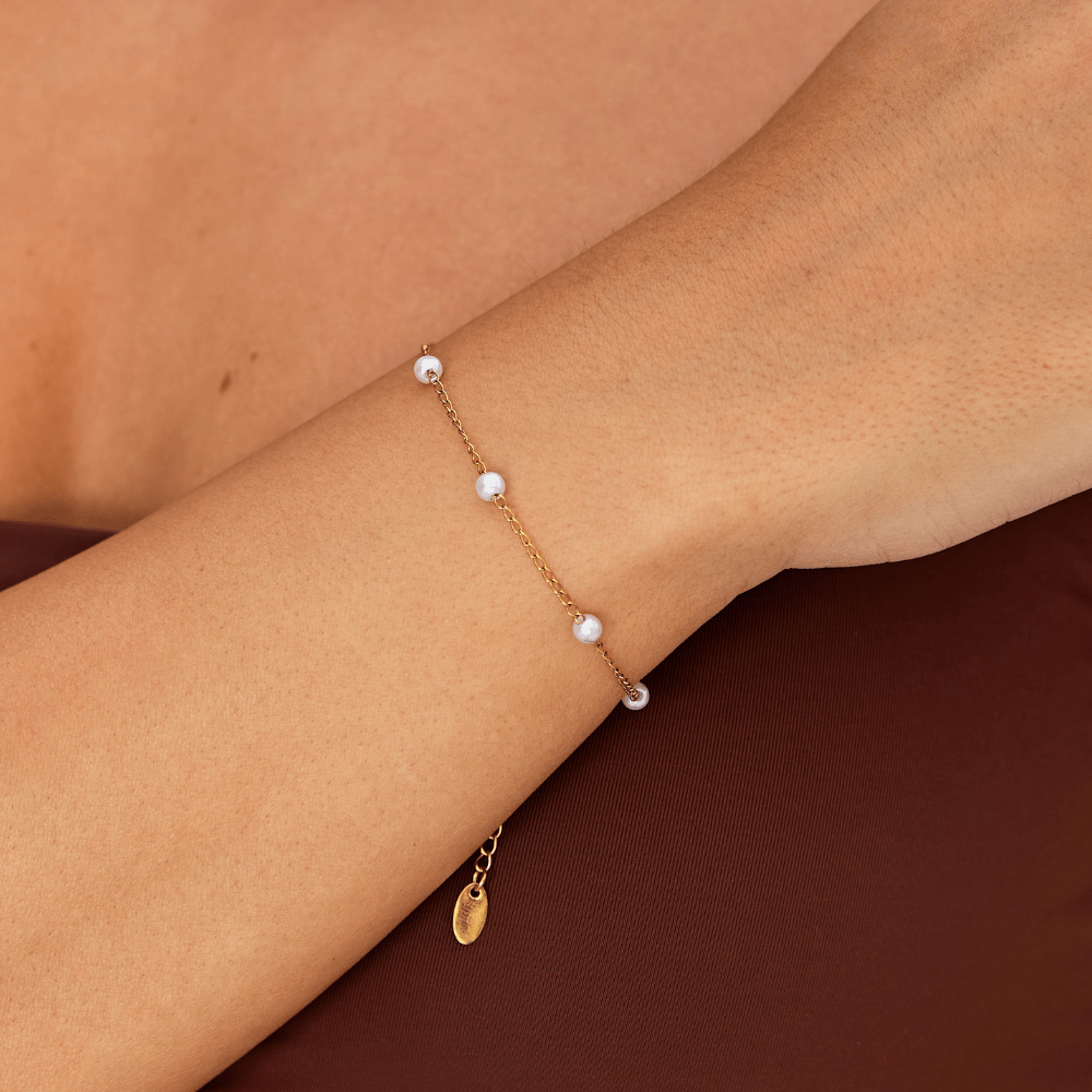 Nura freshwater pearl bracelet