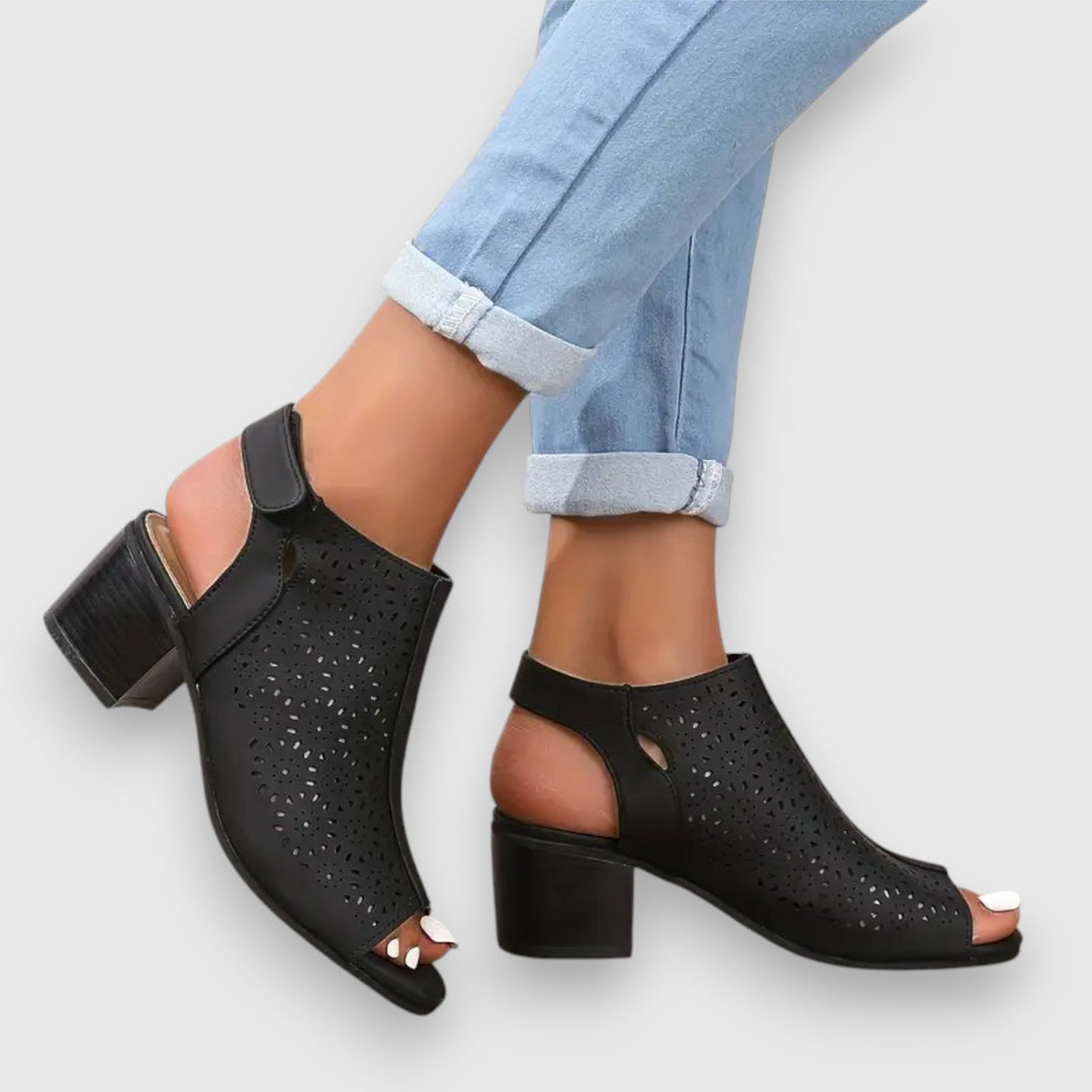 Venisse – Sandals